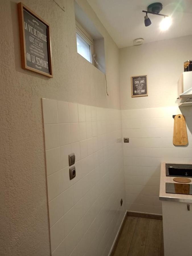 Appartement Calme Et Bien Situe Tarbes Eksteriør billede